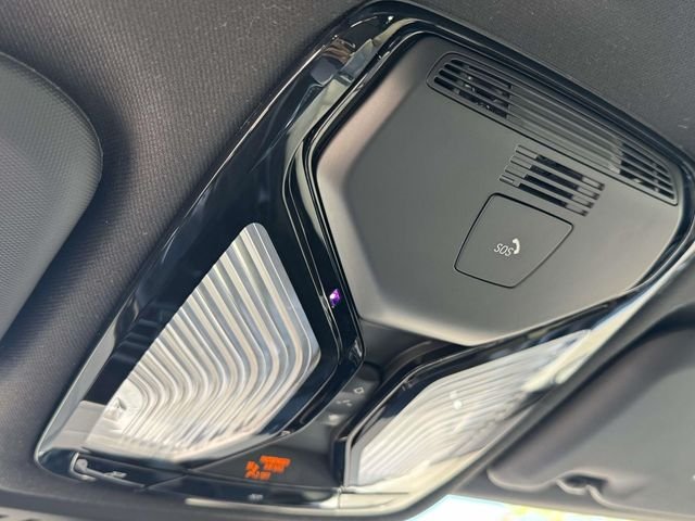 Used 2023 White BMW xDrive30i image 26