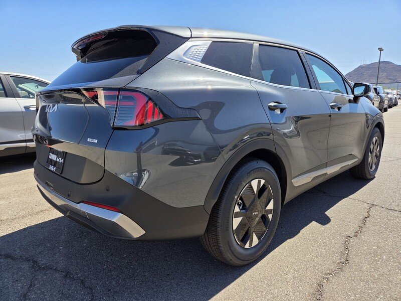 New 2027 Gravity Gray Kia LX image 3