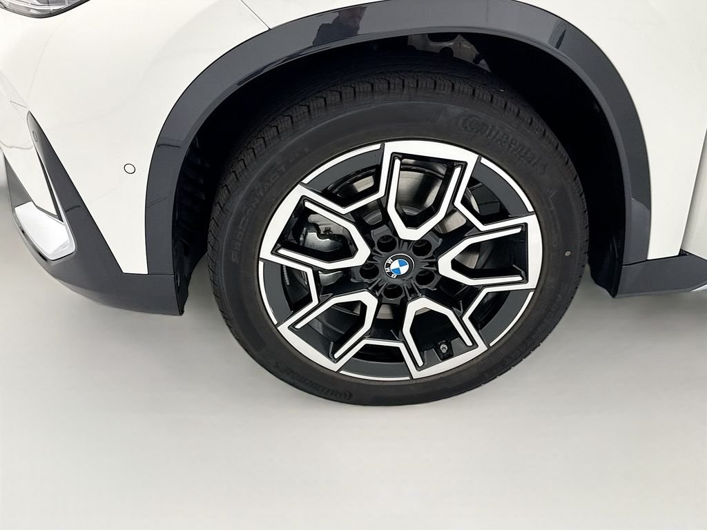 New 2026 Alpine White BMW xDrive28i image 29