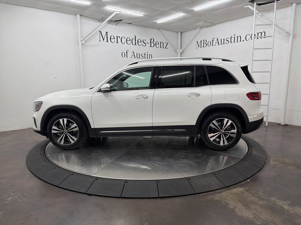 Used 2026 White Mercedes-Benz GLB 250 image 4