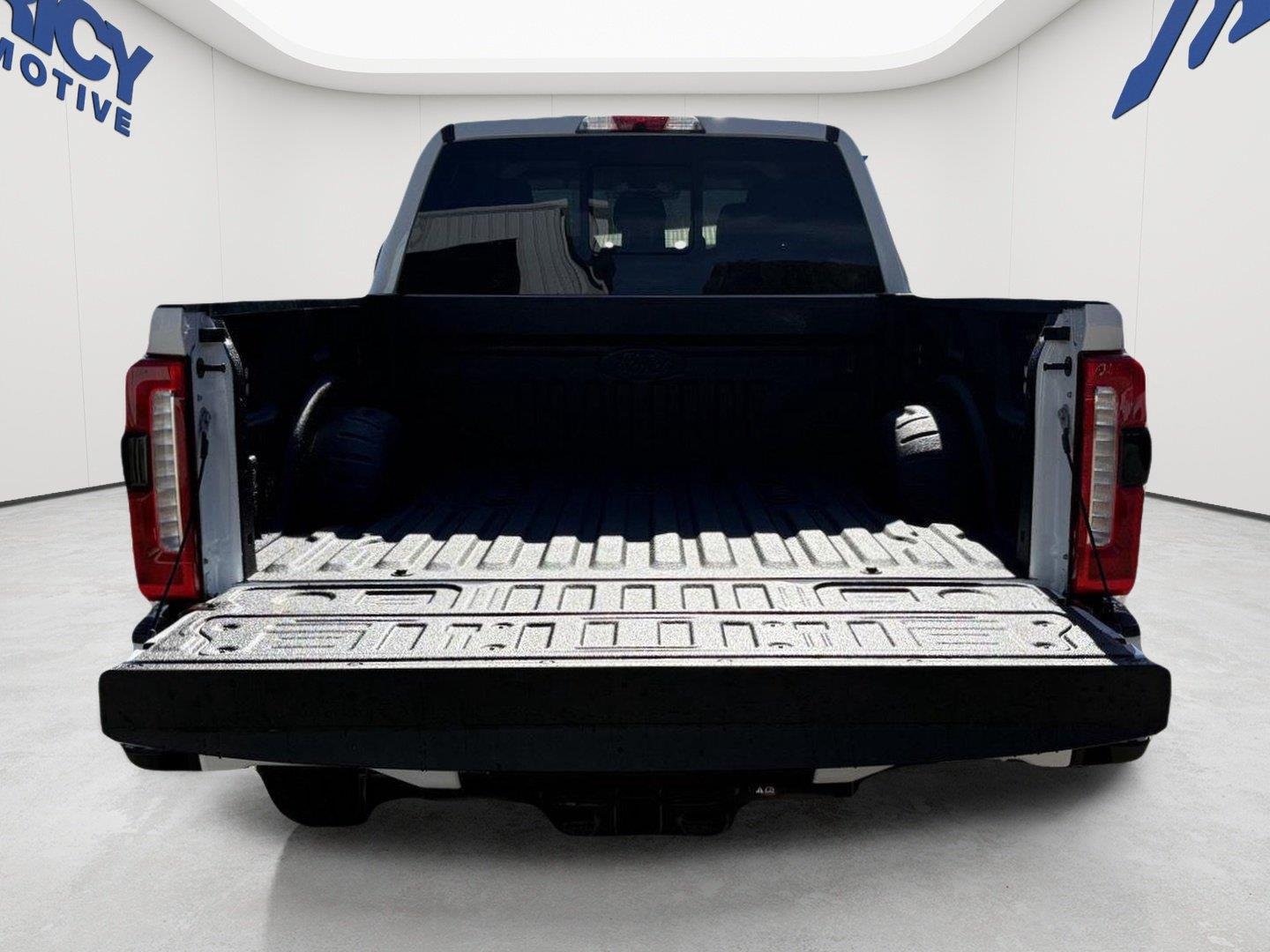New 2026 Oxford White Ford F-250® XL image 5