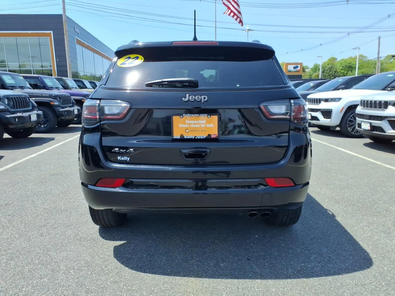 Certified Used 2022 Diamond Black Crystal Pearlcoat Jeep High Altitude image 9