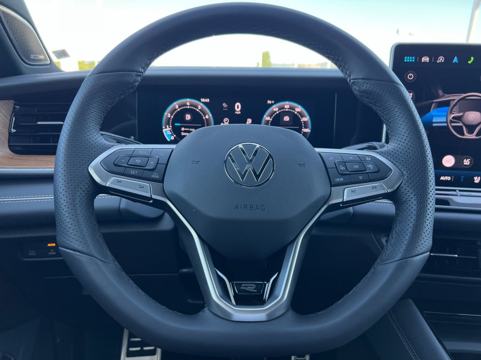 New 2026 Deep Black Pearl Volkswagen SEL R-Line Turbo image 23