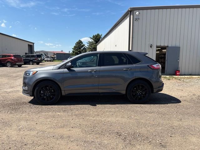Used 2023 Gray Ford ST Line image 4