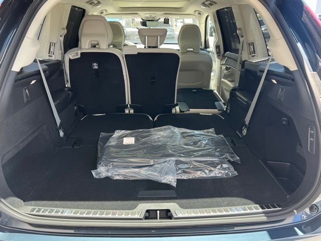 2025 Volvo XC90 Ultra - Photo 25