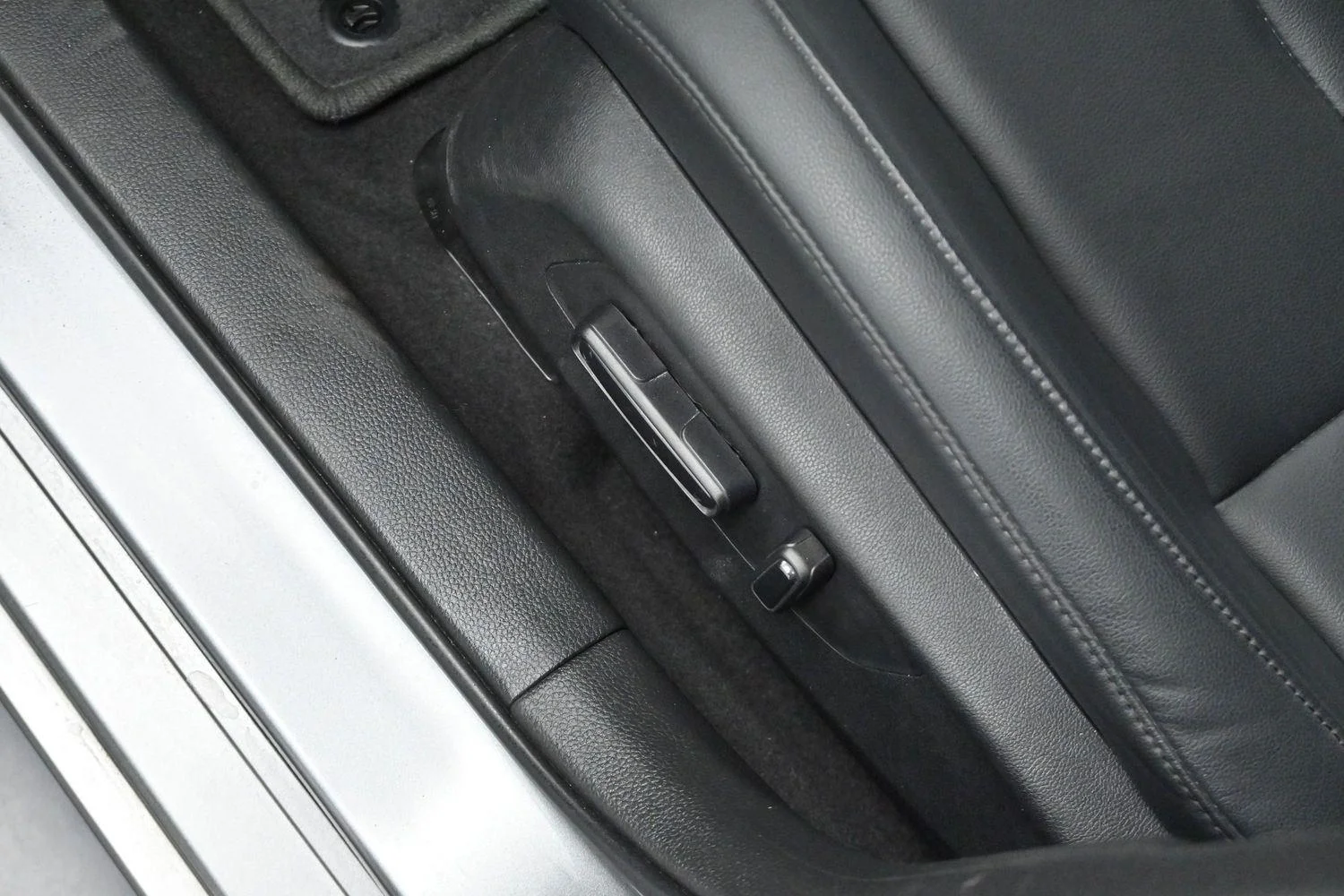 Used 2023 Liquid Carbon Metallic Acura Base image 13