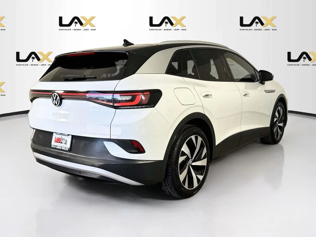 Used 2021 White Volkswagen Pro S image 7