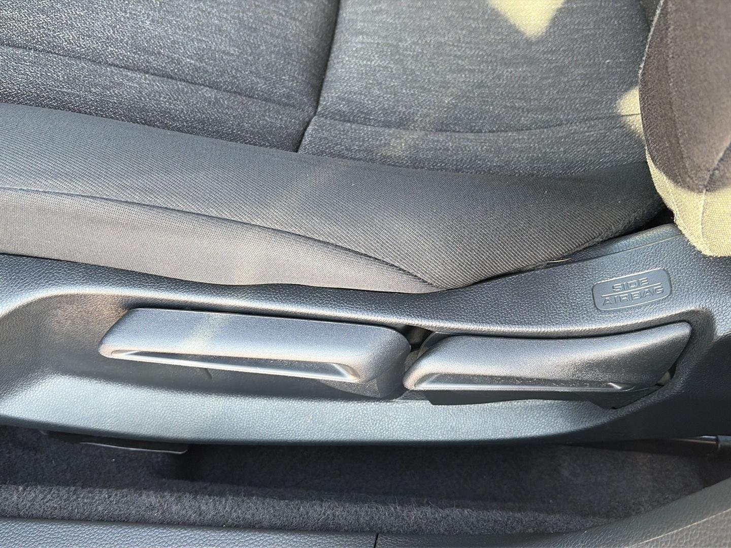 Certified Used 2024 Solar Silver Metallic Honda LX image 16