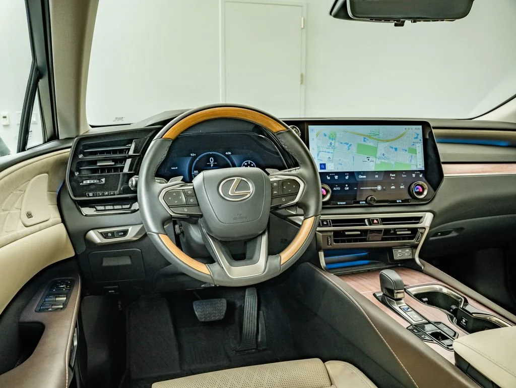 Certified Used 2026 Eminent White Pearl Lexus 350h Luxury image 33