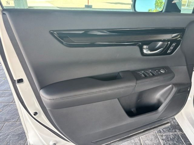 Used 2025  Honda EX-L image 9