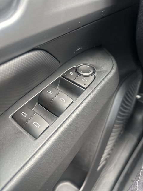 2025 Chevrolet Equinox EV RS - Photo 19