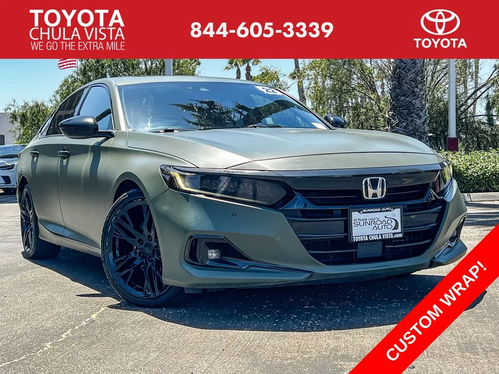 Used 2022 Green Honda Touring image 1