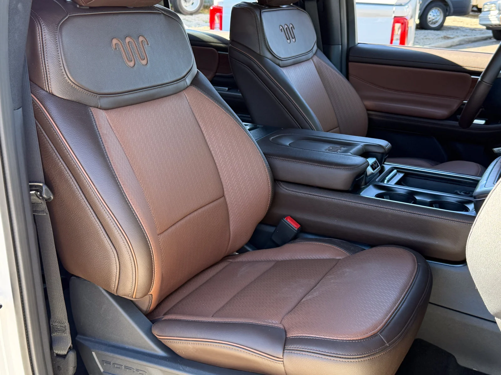 New 2027 Star White Metallic Tri-Coat Ford King Ranch image 16