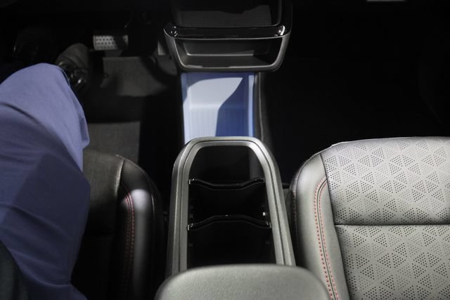 2027 Chevrolet Bolt RS - Photo 25