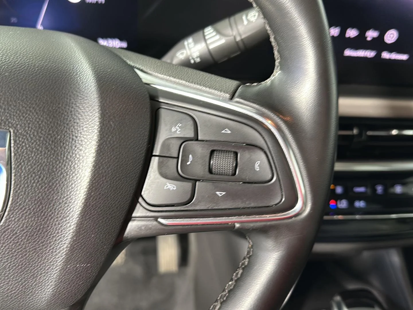 Used 2024 Ocean Blue Metallic Buick Avenir image 13