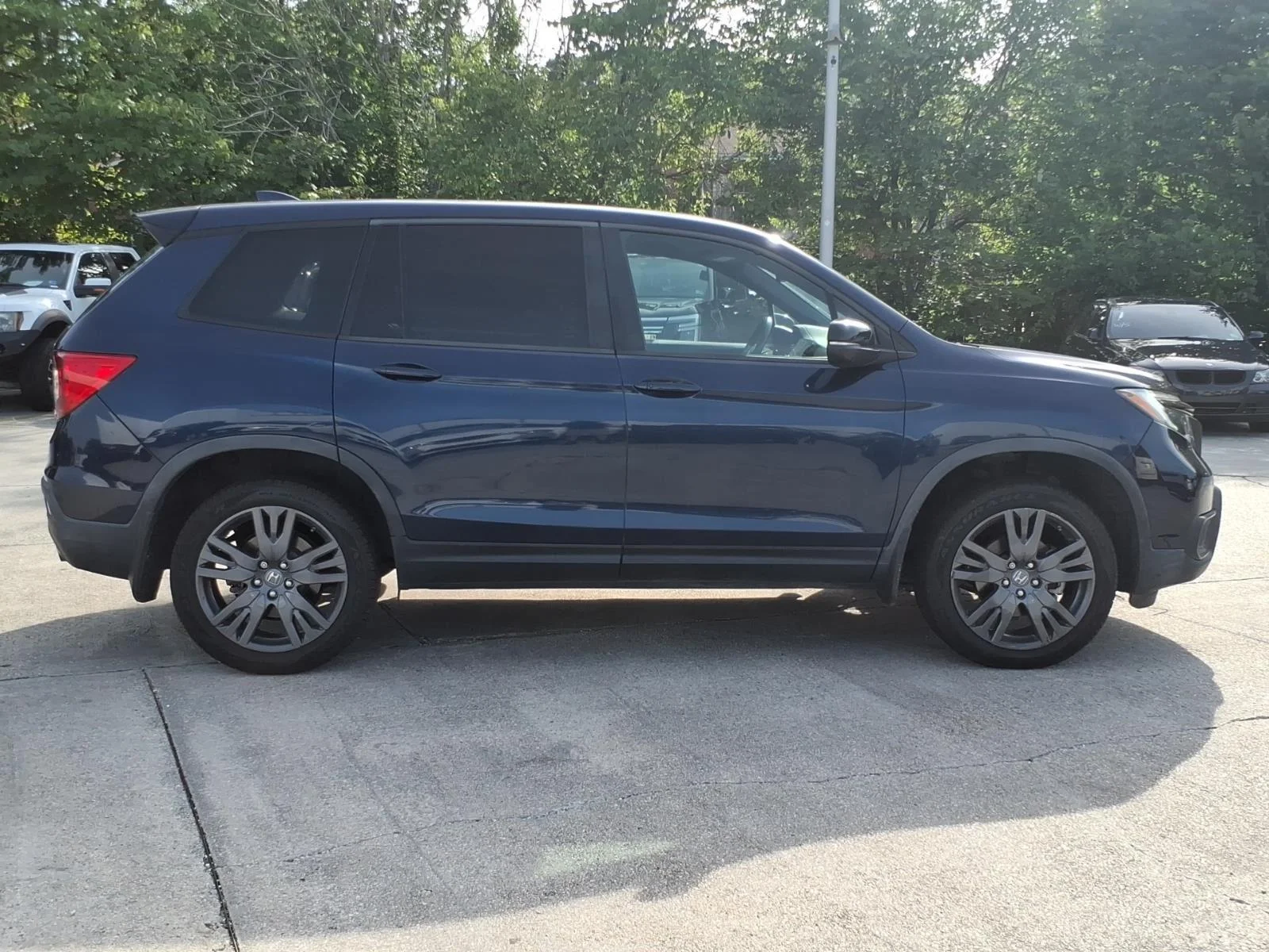 Used 2021 Obsidian Blue Pearl Honda EX-L image 6