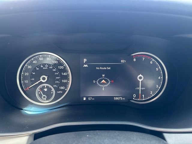 Used 2023 Capri Blue Genesis 3.3T image 11