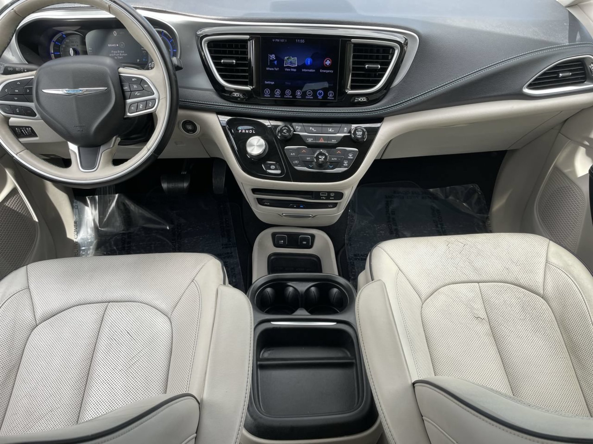 Used 2017 Tusk White Chrysler Platinum image 15