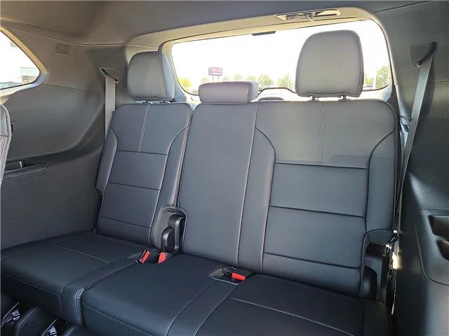 New 2027 Ebony Twilight Metallic GMC Elevation image 14