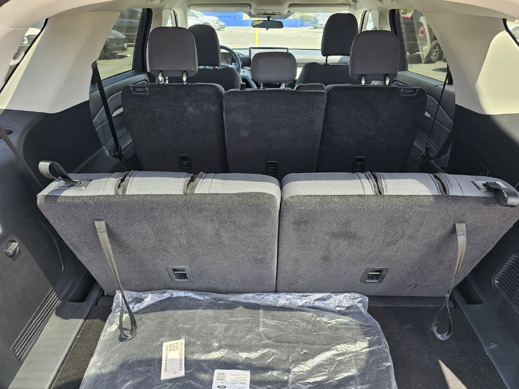 Used 2026 Vapor Blue Ford Active image 19
