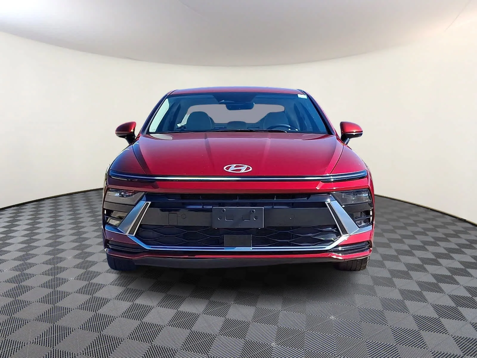 Used 2024 Ultimate red Hyundai SEL image 3
