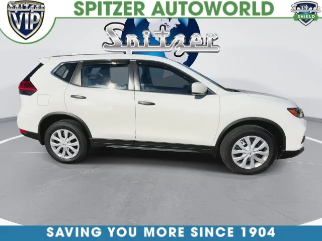 Used 2017 White Nissan S image 17
