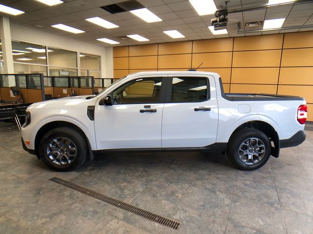 New 2026 Space White Metallic Ford XLT image 4