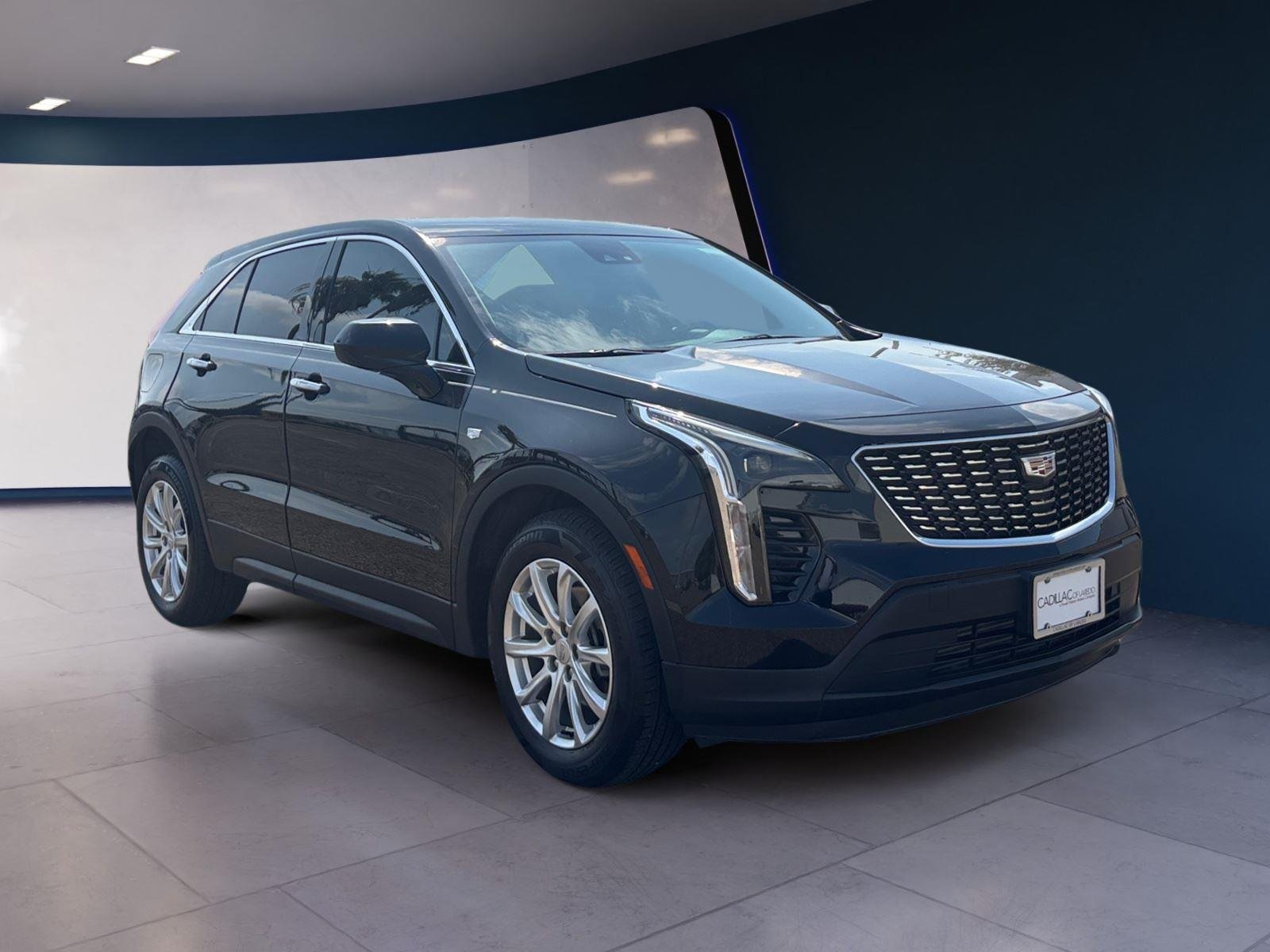 Used 2023 Stellar Black Metallic Cadillac FWD Luxury image 7