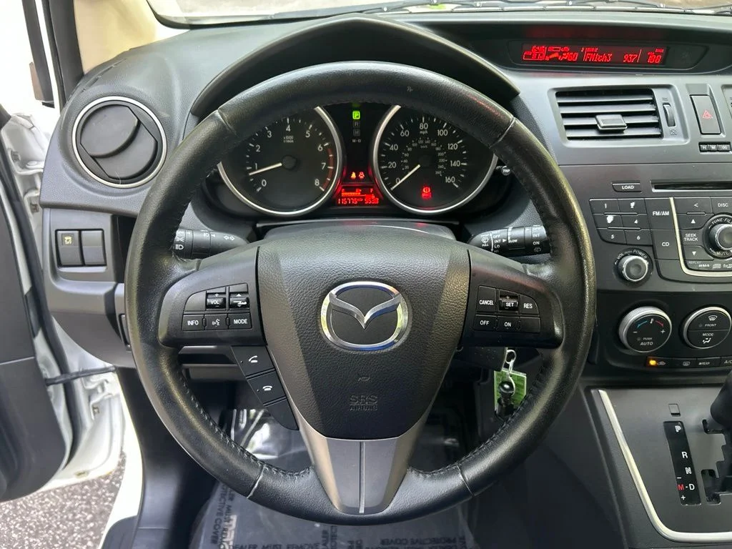 Used 2012 White Mazda Touring image 19