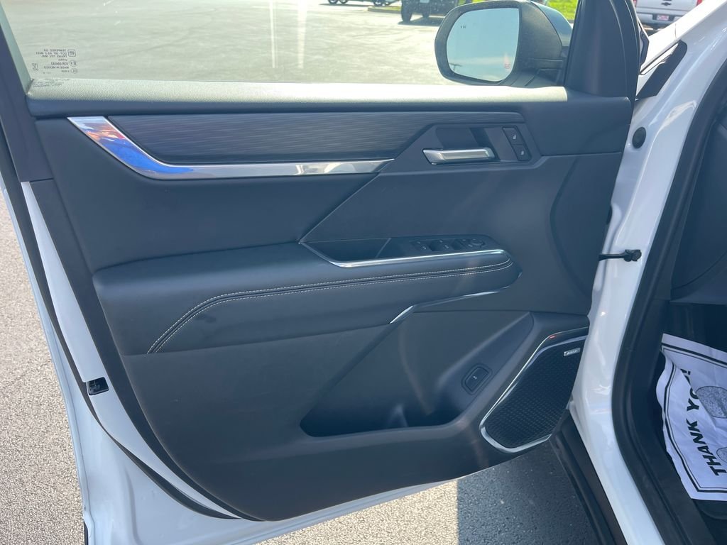 Certified Used 2025 White GMC Elevation image 12
