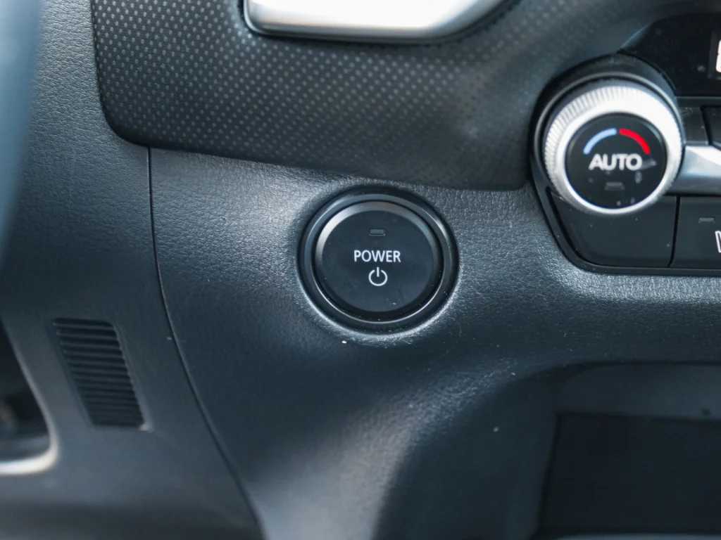 Used 2026 Wind Chill Pearl Mazda Premium image 16