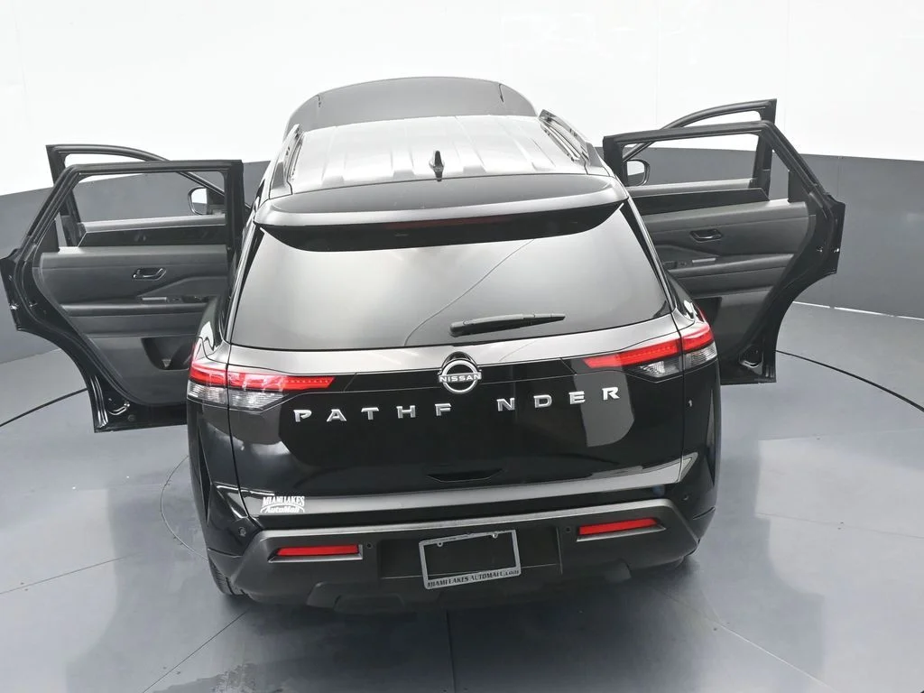 2025 Nissan Pathfinder SV - Photo 71
