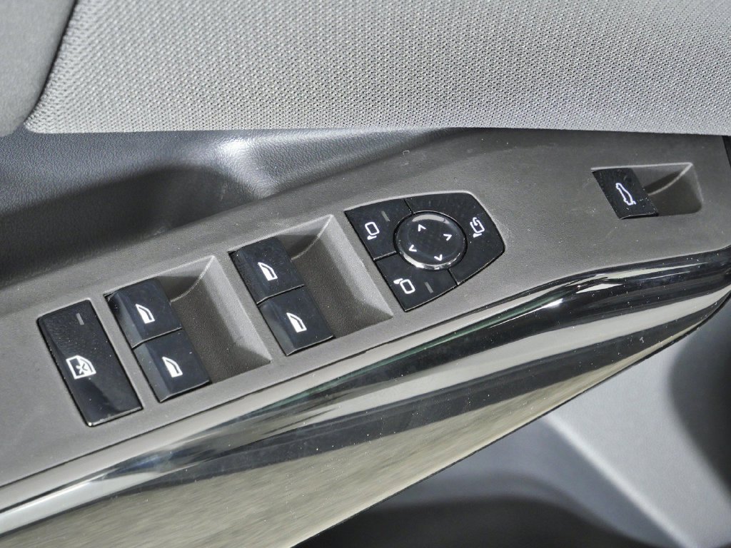 New 2026 Mineral White Metallic BMW 30 xDrive image 35