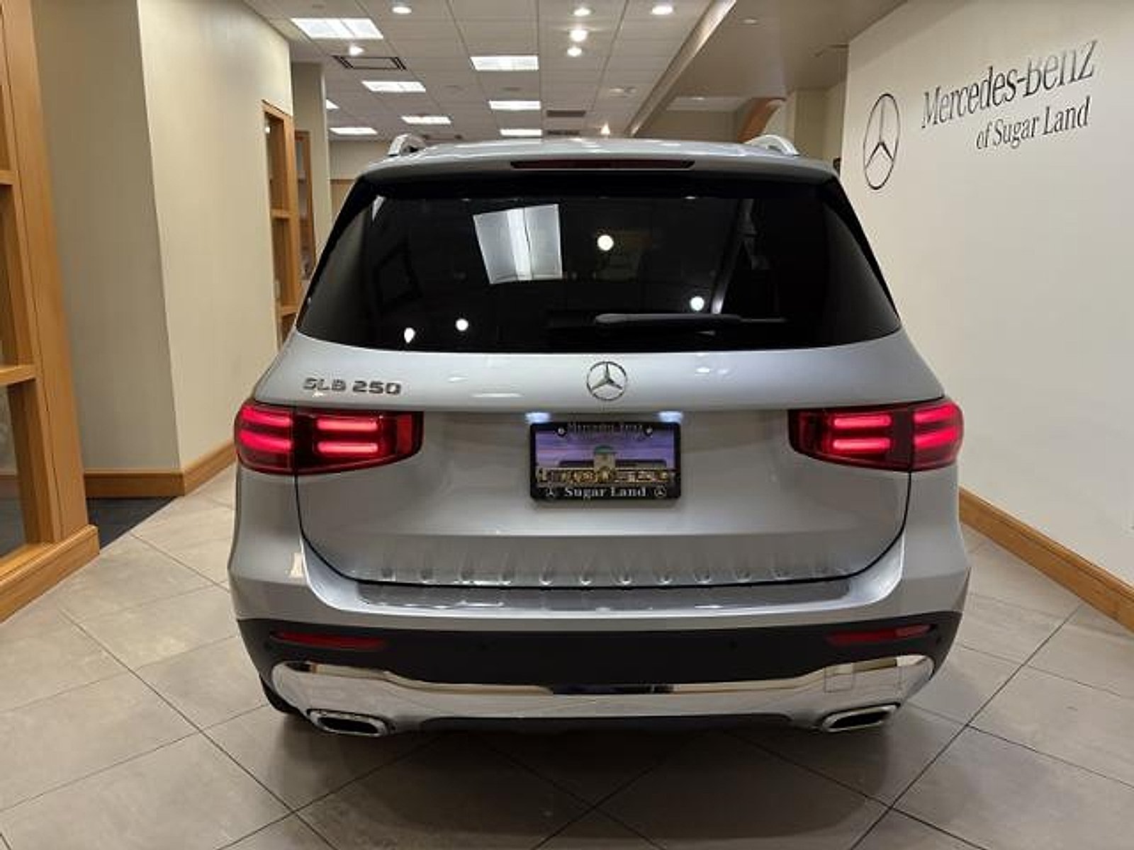 New 2026 Cirrus Silver Metallic Mercedes-Benz 250 image 4