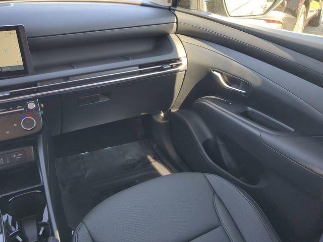 New 2025 Gray Hyundai SEL Convenience FWD image 17