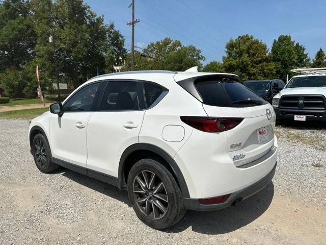 Used 2018 White Mazda Touring image 9