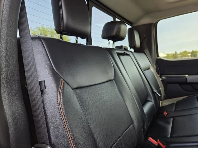 Used 2025 Avalanche Ford Lariat image 32