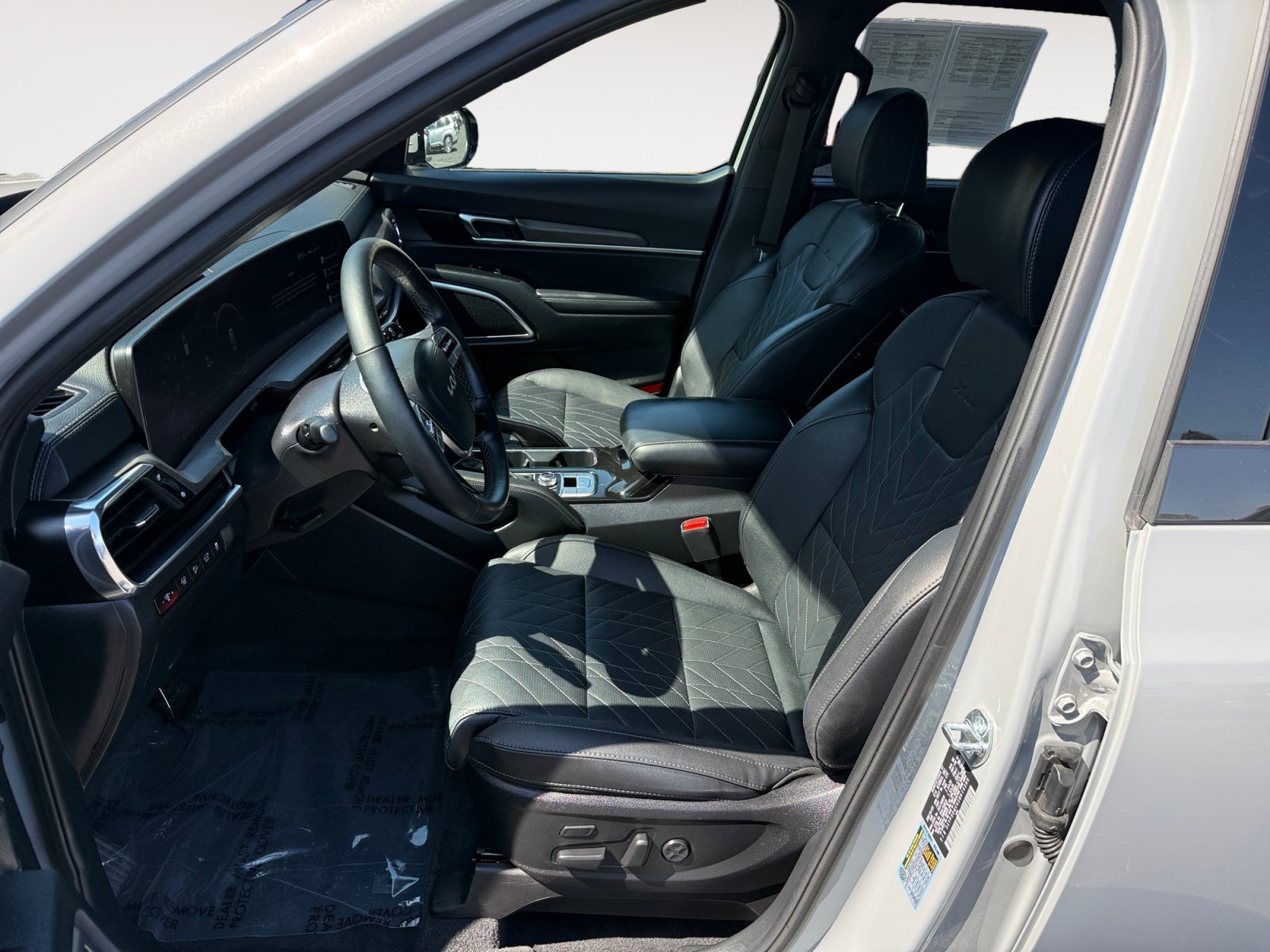 Used 2025 Gray Kia SX X-Line image 10