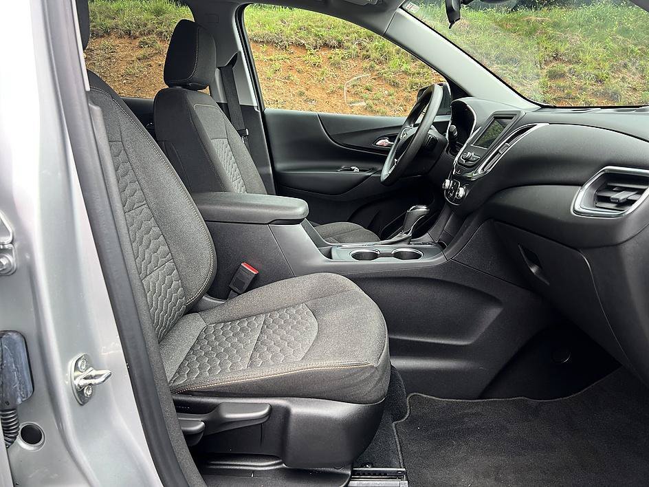 Used 2020 Silver Ice Metallic Chevrolet LT image 18