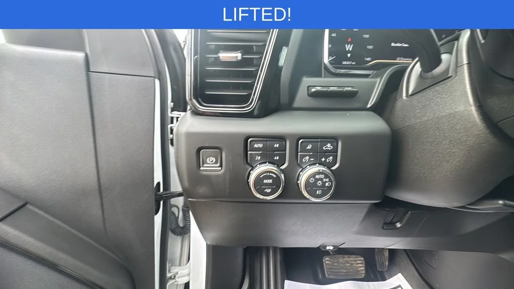 2024 GMC Sierra 2500HD AT4 - Photo 20