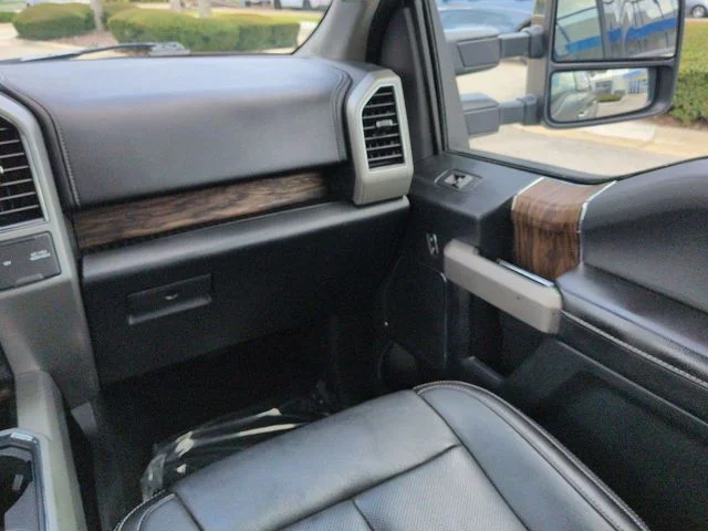 Certified Used 2019 Silver Spruce Ford Lariat image 17