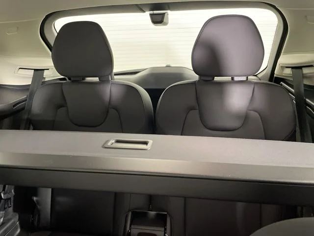 2025 Volvo XC90 Plus - Photo 26