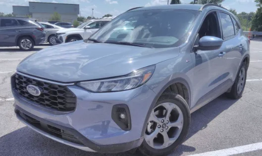 Used 2025 Vapor Blue Ford ST-Line Select image 10