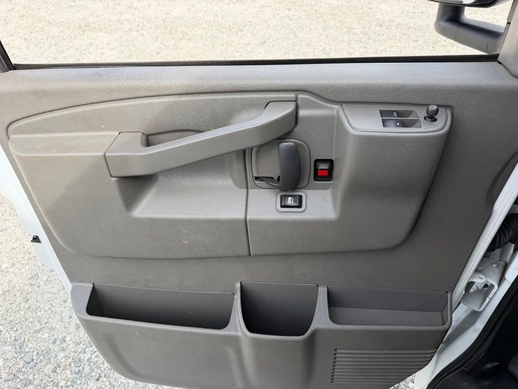 Used 2022 White Chevrolet Work Van image 22