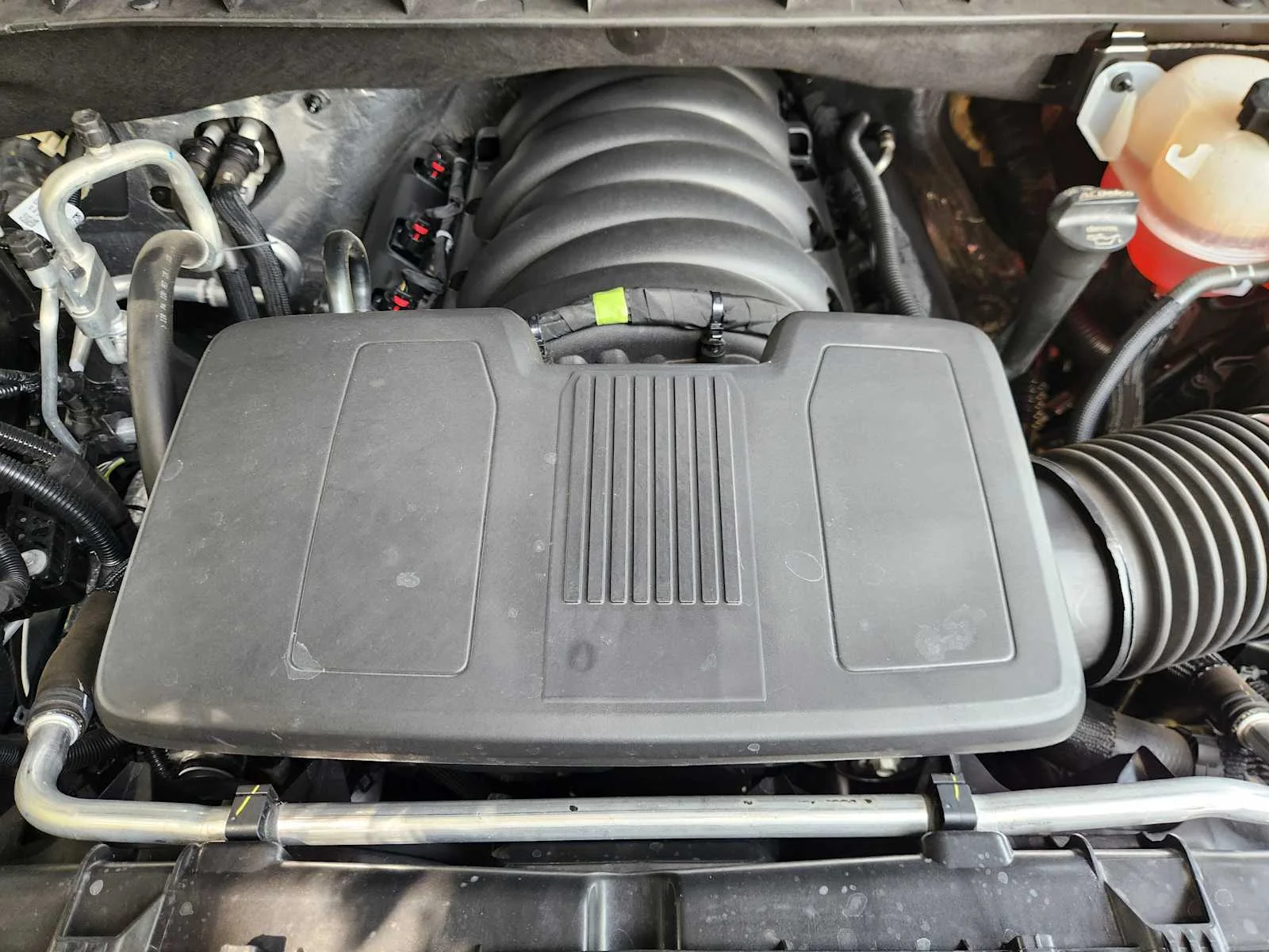 Used 2025 Sterling Metallic GMC Denali Ultimate image 30