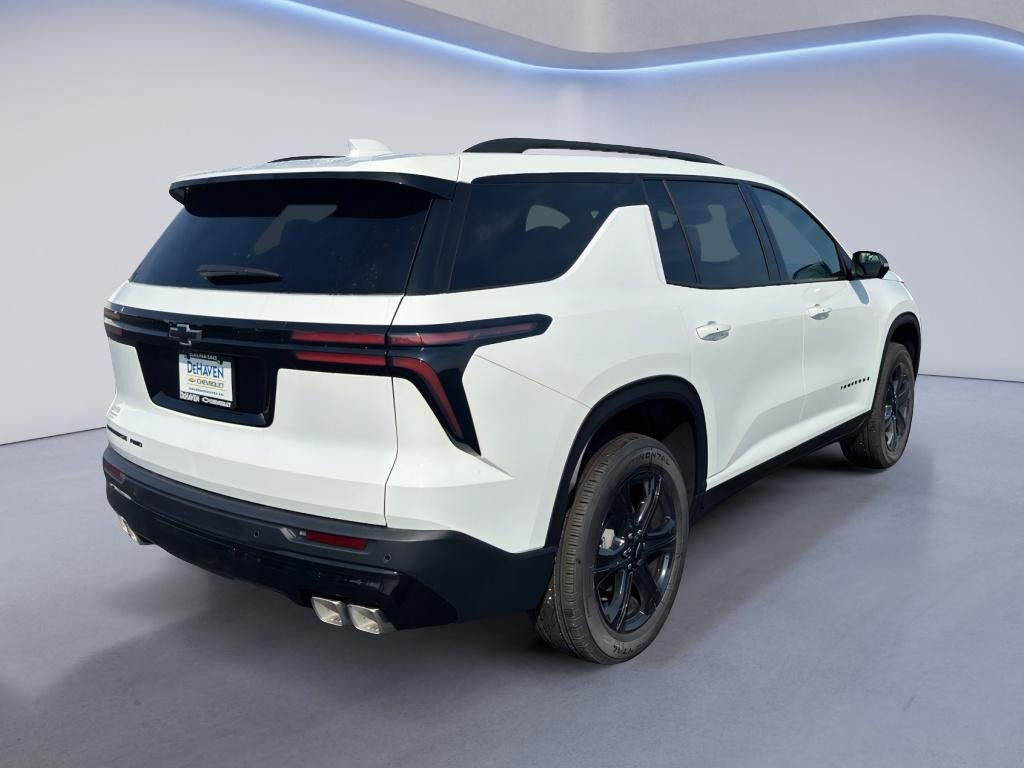 2027 Chevrolet Traverse LT - Photo 8