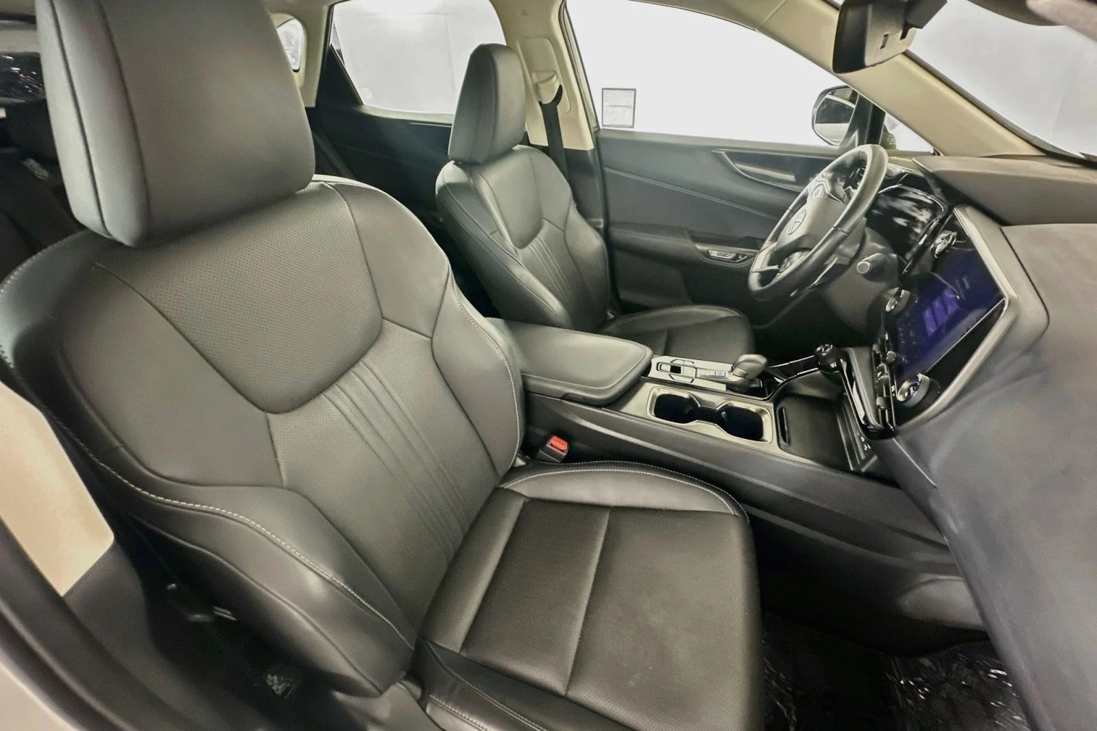 Used 2023 Eminent White Pearl Lexus NX 350h image 8