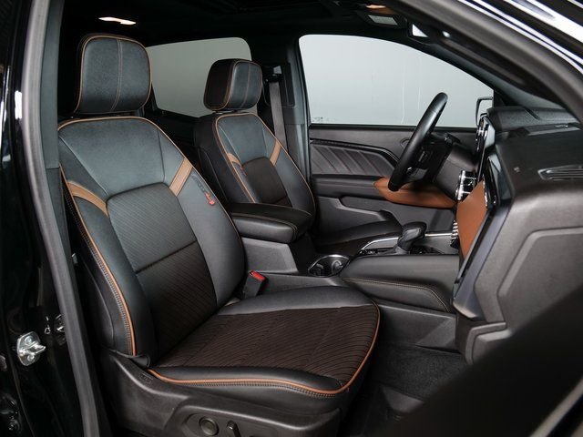 Used 2024 Onyx Black GMC AT4 image 3