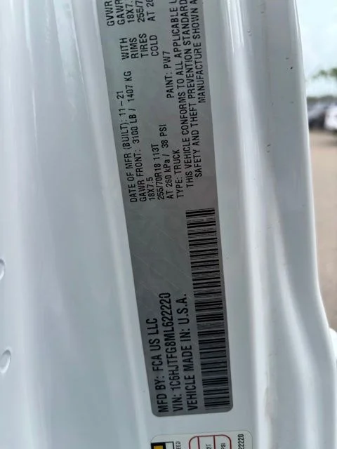 Used 2021 White Jeep Overland image 14