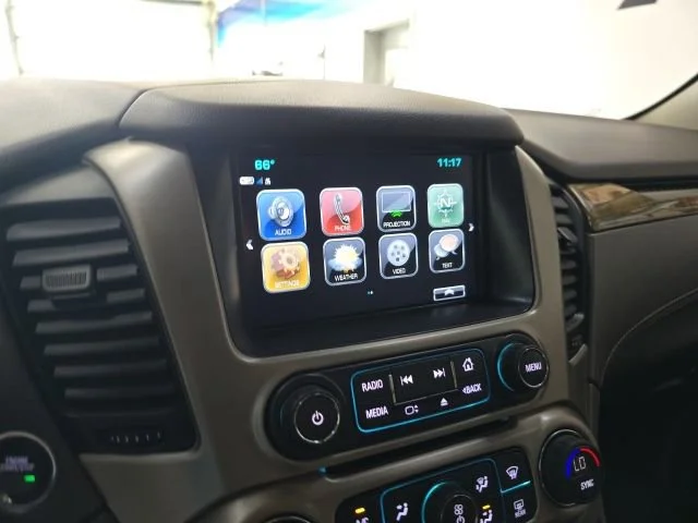 Used 2017 IRIDIUM METALLIC GMC Denali image 23